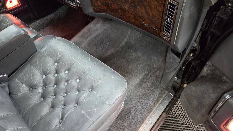 1990 Cadillac Brougham