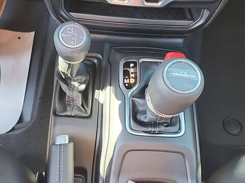 2025 Jeep Gladiator High Tide