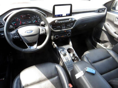 2022 Ford Escape SEL