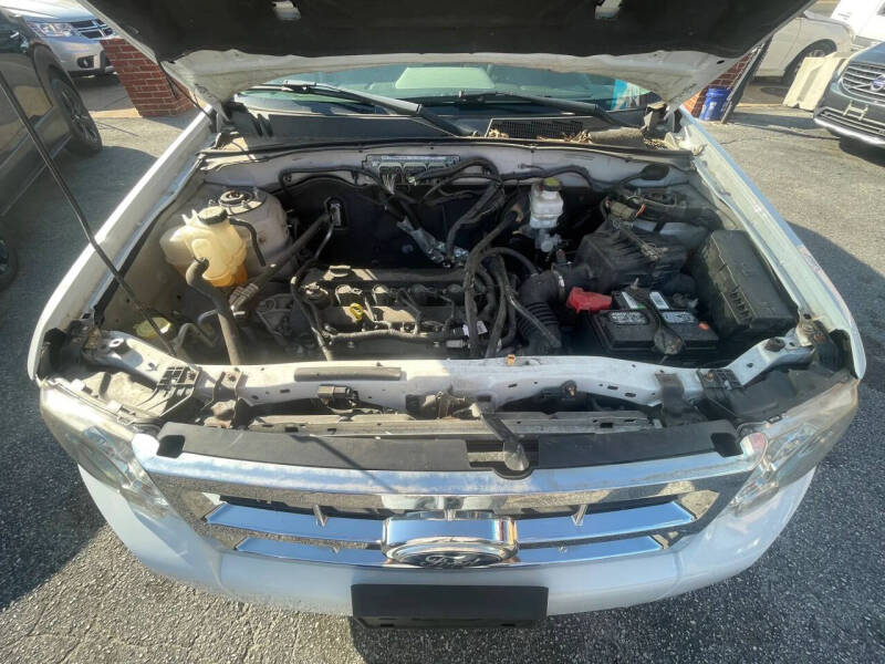 2011 Ford Escape XLT