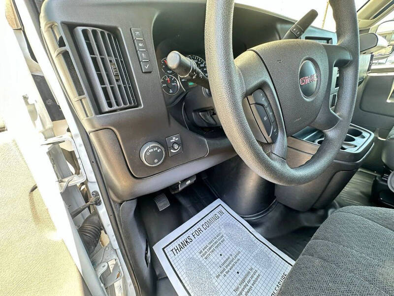 2023 GMC Savana 2500