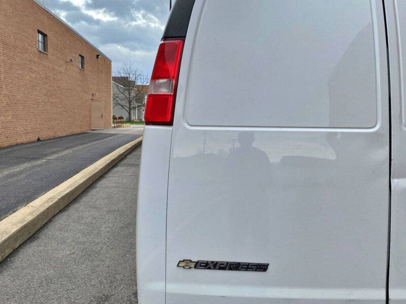 2019 Chevrolet Express 2500