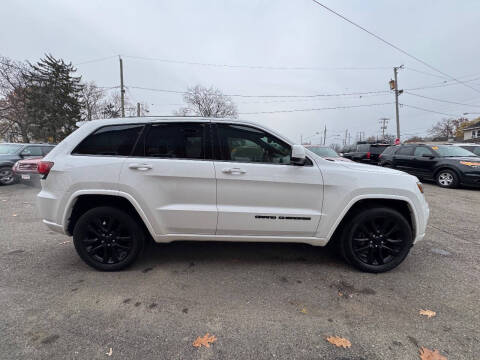 2017 Jeep Grand Cherokee Altitude
