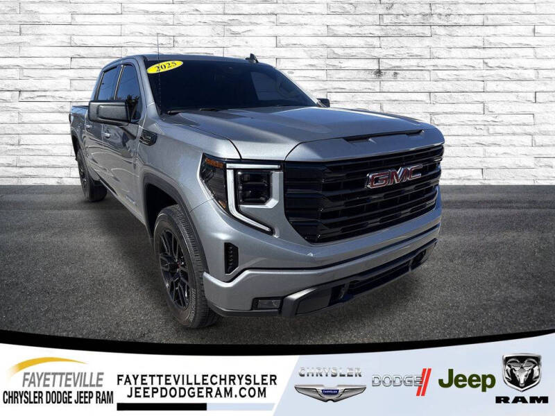 2025 GMC Sierra 1500 Elevation Standard