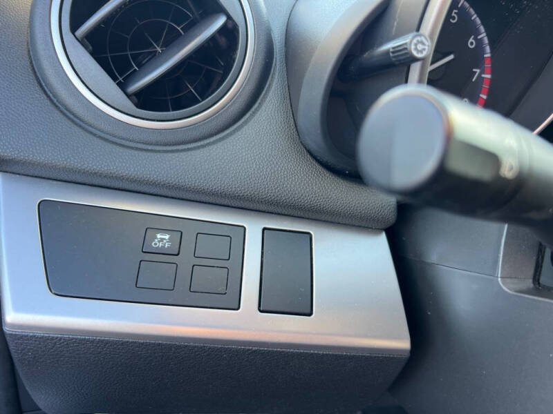 2013 Mazda MAZDA3 i SV