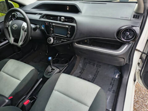 2015 Toyota Prius c Three