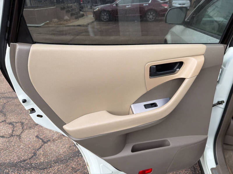 2004 Nissan Murano SL