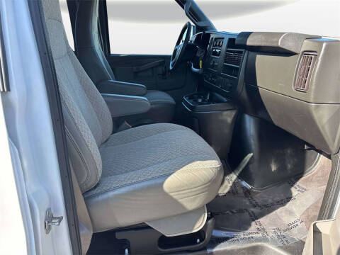 2021 Chevrolet Express LT 3500