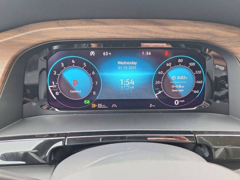 2025 Volkswagen Atlas SE