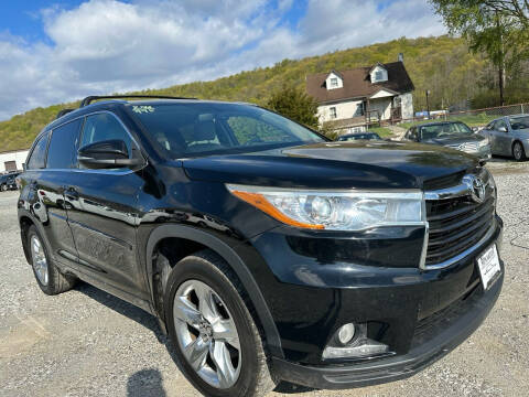 2016 Toyota Highlander for sale at Ron Motor Inc. in Wantage NJ