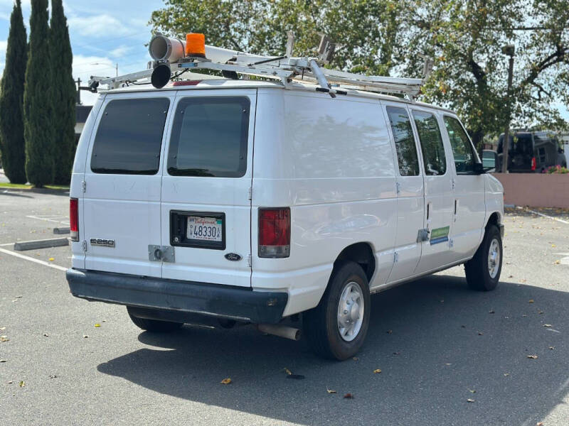 2009 Ford E-Series E-250