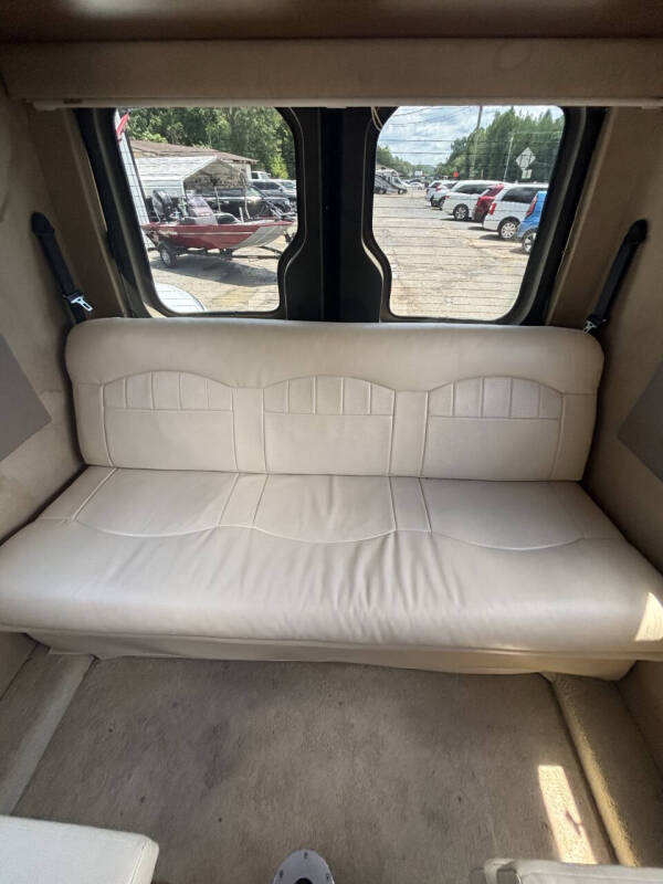 2015 Winnebago ERA BM170X