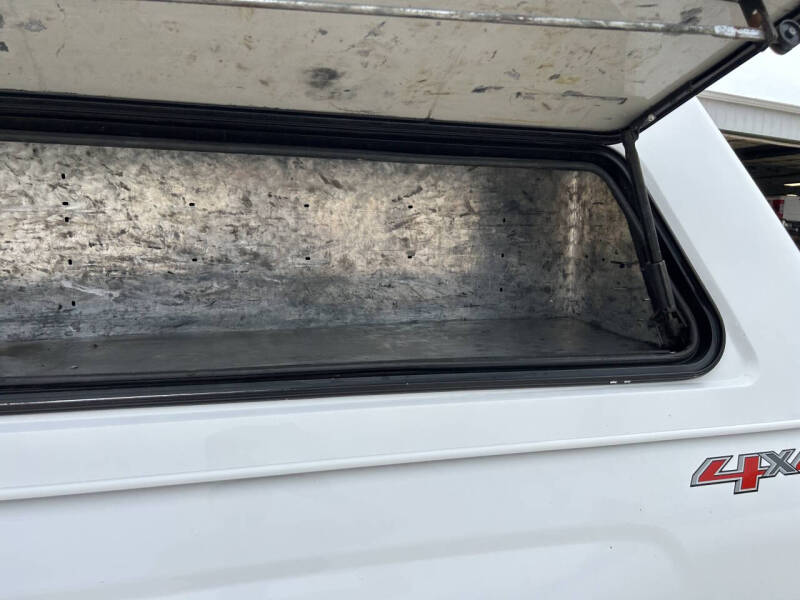 2016 ARE 8' Contractor Camper Shell