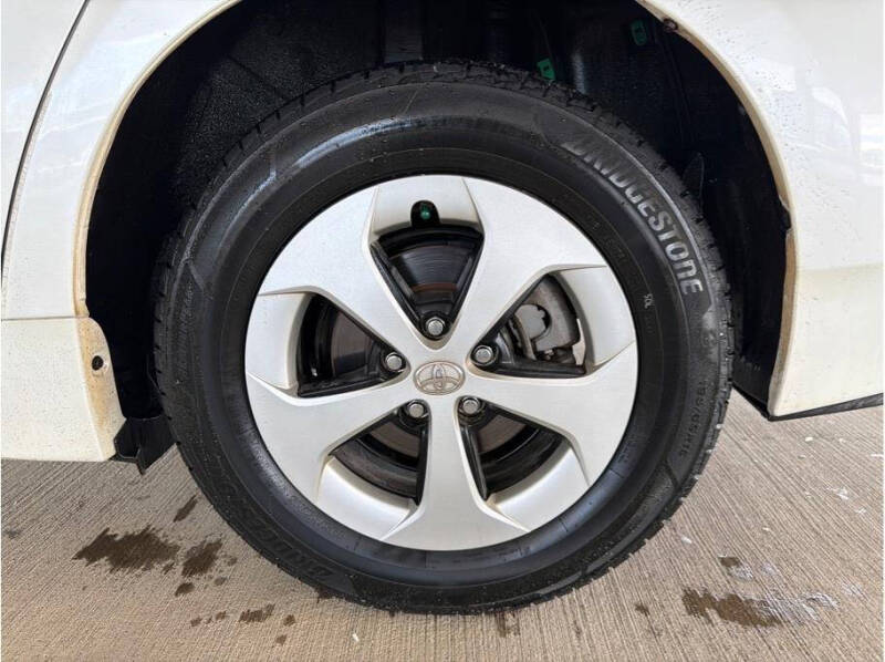 2012 Toyota Prius Two