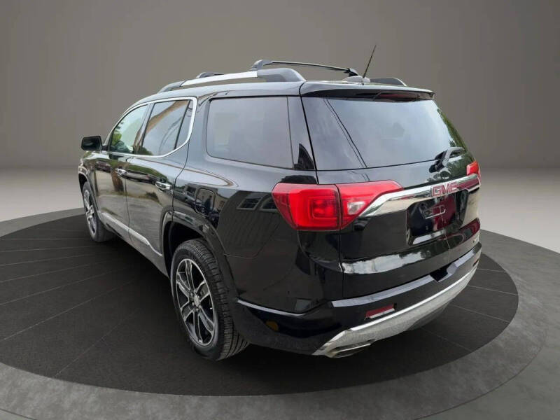 2019 GMC Acadia Denali