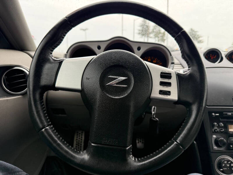 2005 Nissan 350Z Touring