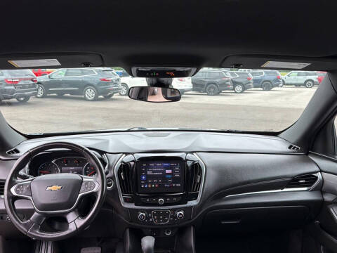 2022 Chevrolet Traverse LT Cloth