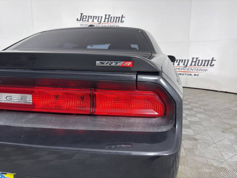2014 Dodge Challenger SRT8
