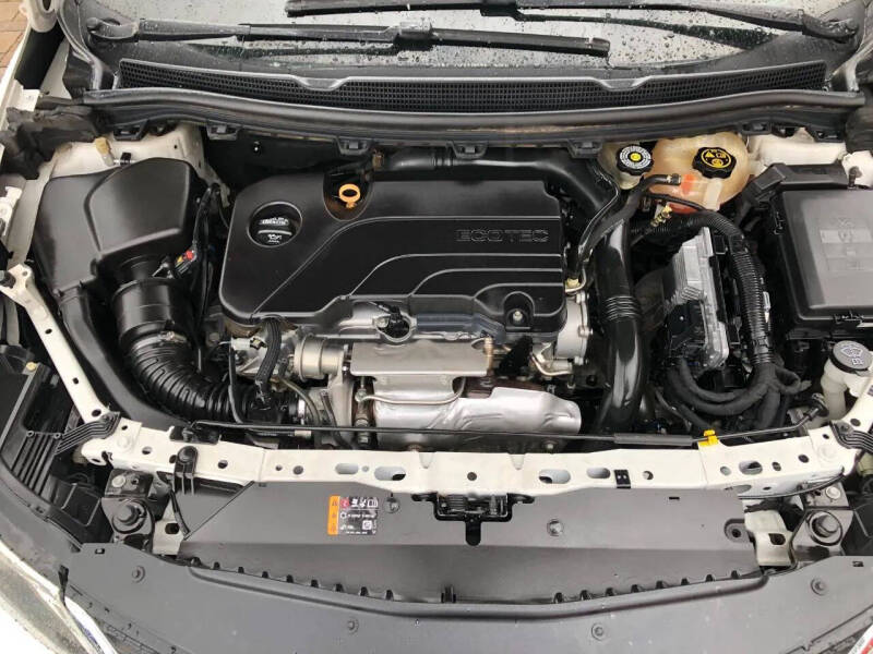 2018 Chevrolet Cruze LT Auto