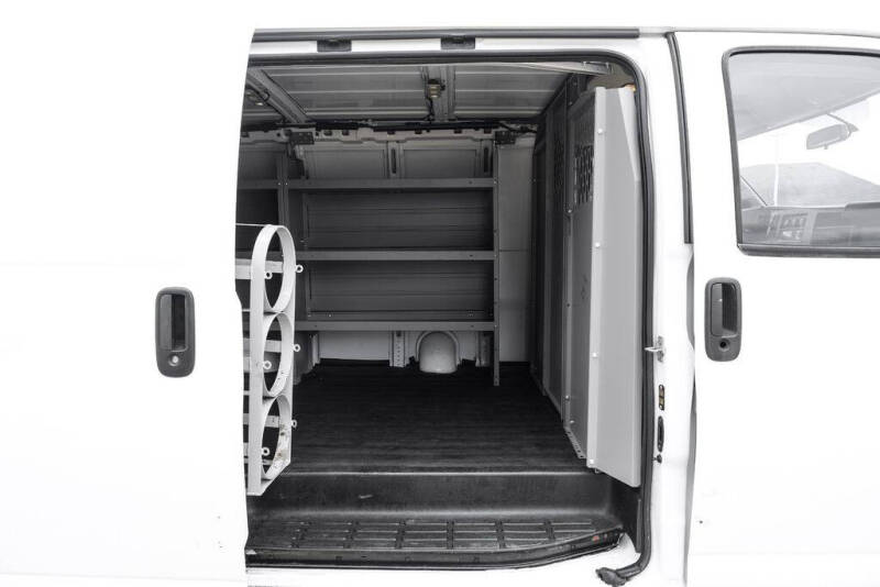 2022 GMC Savana 2500