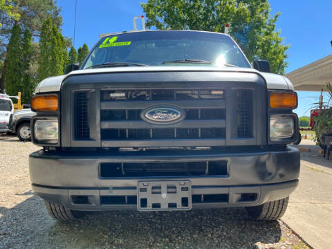 2014 Ford E-Series E-350 SD