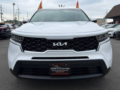 2022 Kia Sorento LX