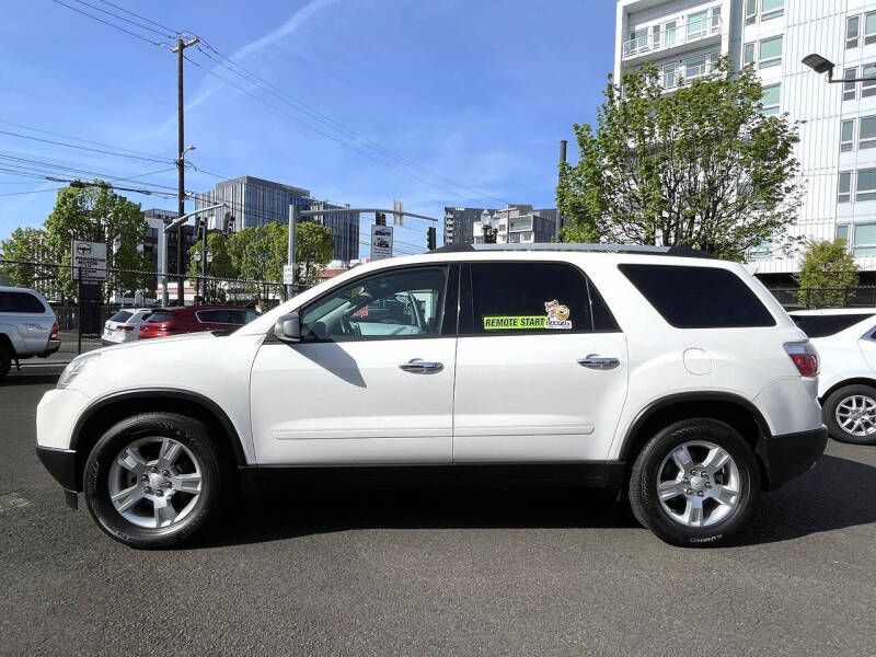 2011 GMC Acadia SLE