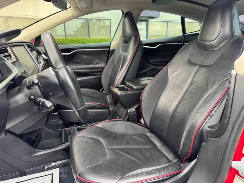 2013 Tesla Model S Performance