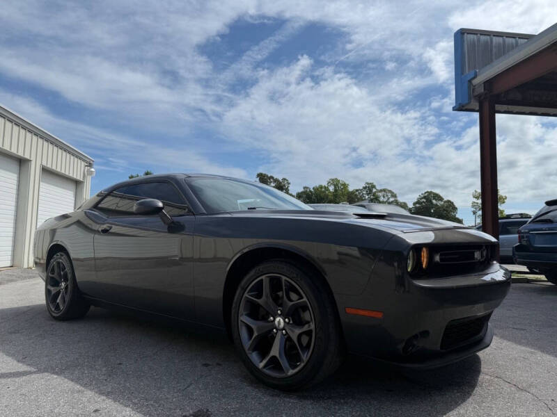 2018 Dodge Challenger SXT Plus