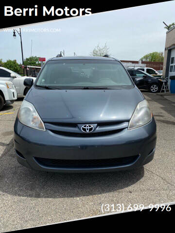 2007 Toyota Sienna for sale at Berri Motors in Detroit MI