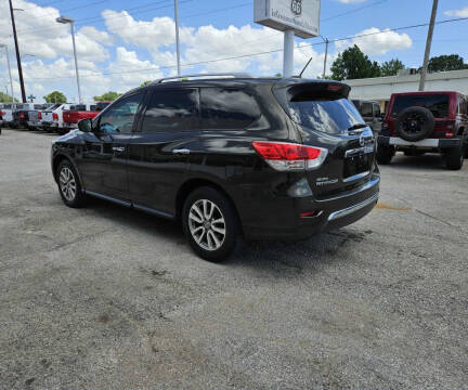 2015 Nissan Pathfinder SV