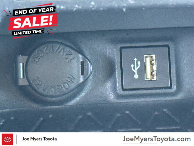 2025 Toyota RAV4 Hybrid XLE Premium