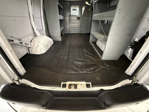 2017 Chevrolet Express 2500