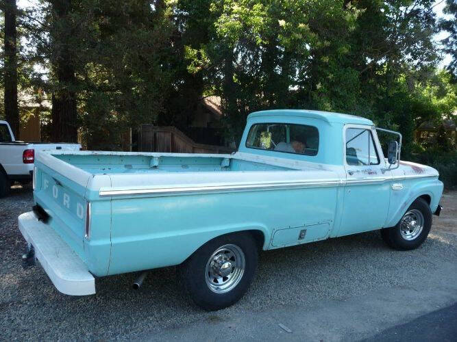 1965 Ford F-250