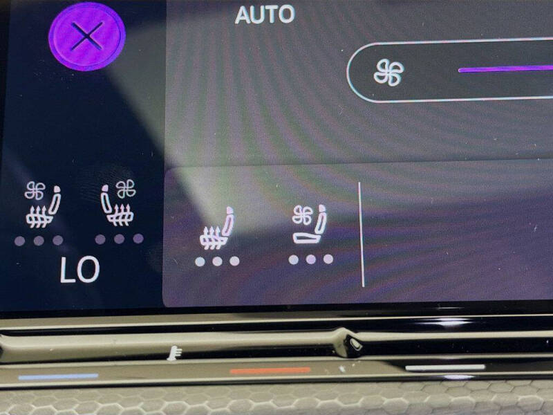 2024 Volkswagen Golf GTI SE