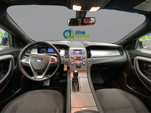 2014 Ford Taurus SEL