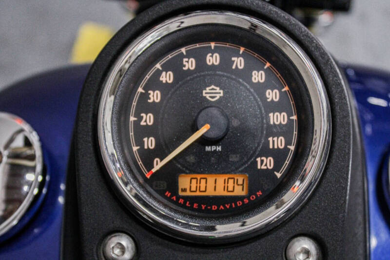 2015 Harley-Davidson Dyna Street Bob