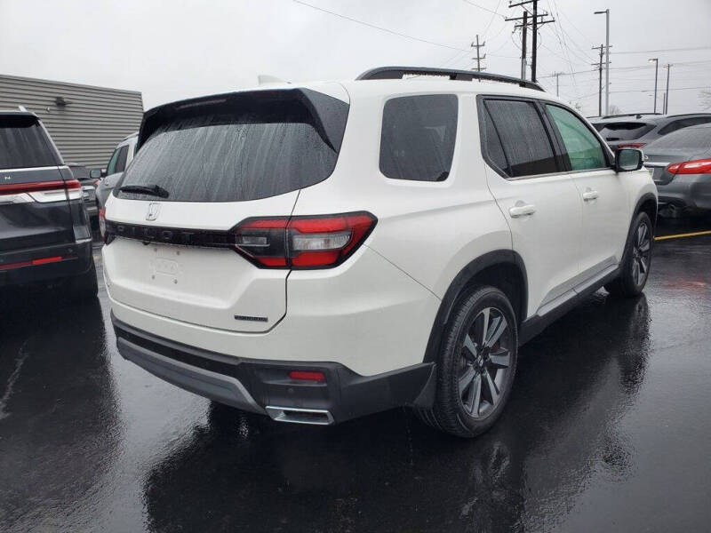 2023 Honda Pilot Touring