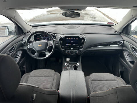 2021 Chevrolet Traverse LT Cloth