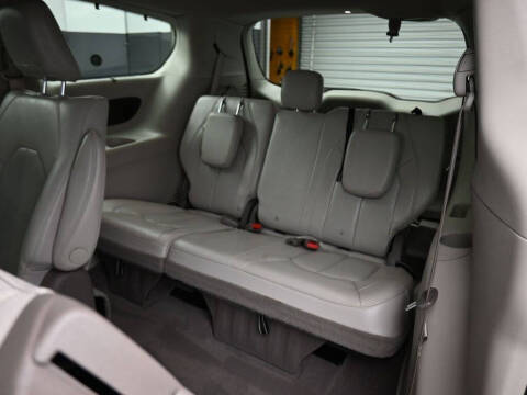 2021 Chrysler Pacifica Hybrid Touring L