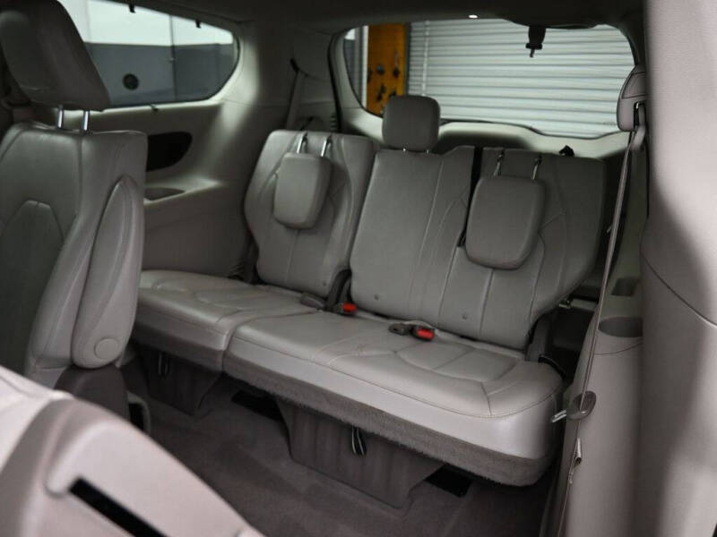 2021 Chrysler Pacifica Hybrid Touring L