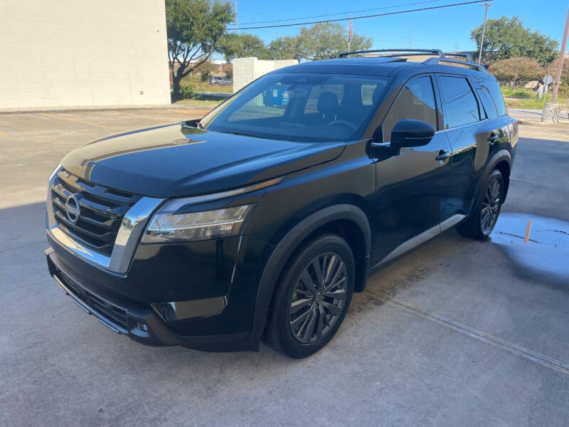 2022 Nissan Pathfinder SL