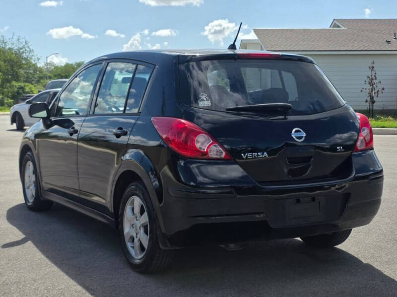 2008 Nissan Versa 1.8 S