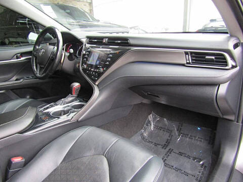 2019 Toyota Camry XSE