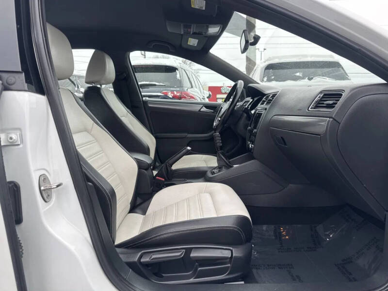 2016 Volkswagen Jetta 1.8T Sport