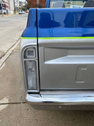 2011 Chevrolet Apache