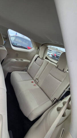 2017 Nissan Pathfinder S