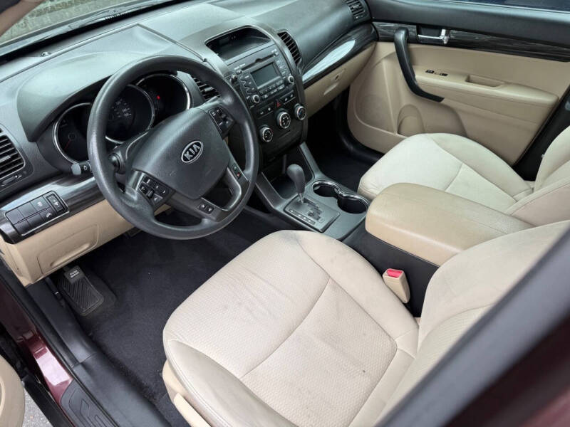 2013 Kia Sorento LX