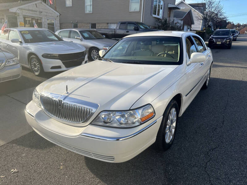 2007 Lincoln Town Car Signature