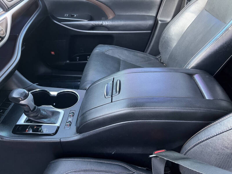 2014 Toyota Highlander Limited